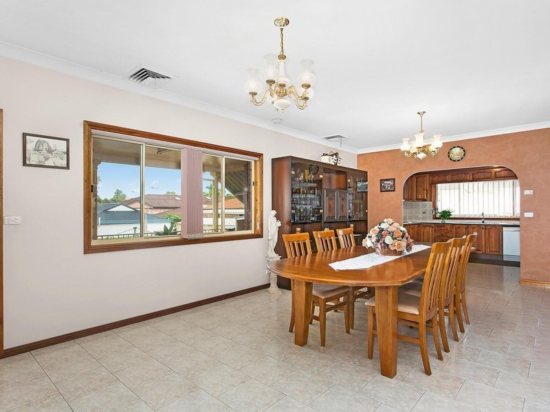 344 Edensor Road, Edensor Park NSW 2176