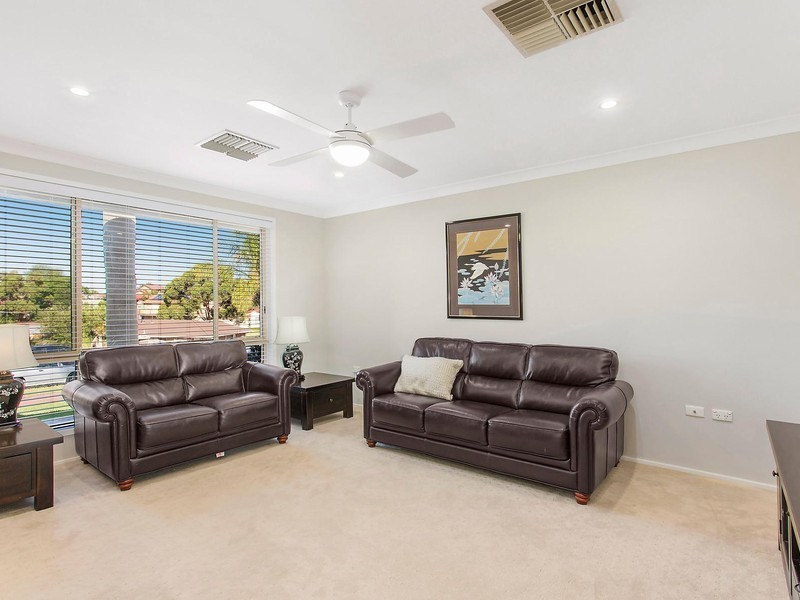 3 Bellette Close, Abbotsbury NSW 2176