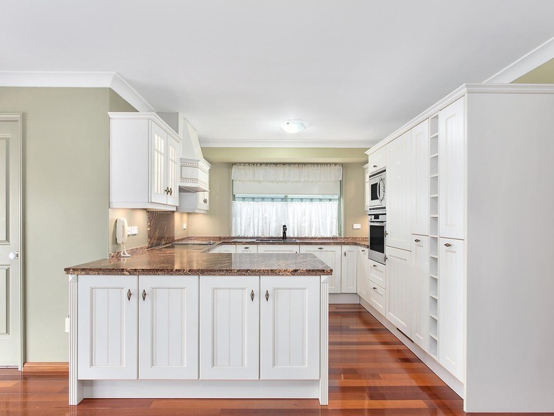 31 Tamworth Crescent, Hoxton Park NSW 2171