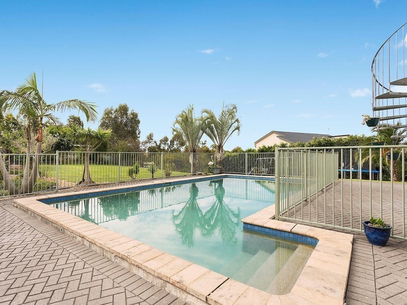 5 Hinder Close, Abbotsbury NSW 2176