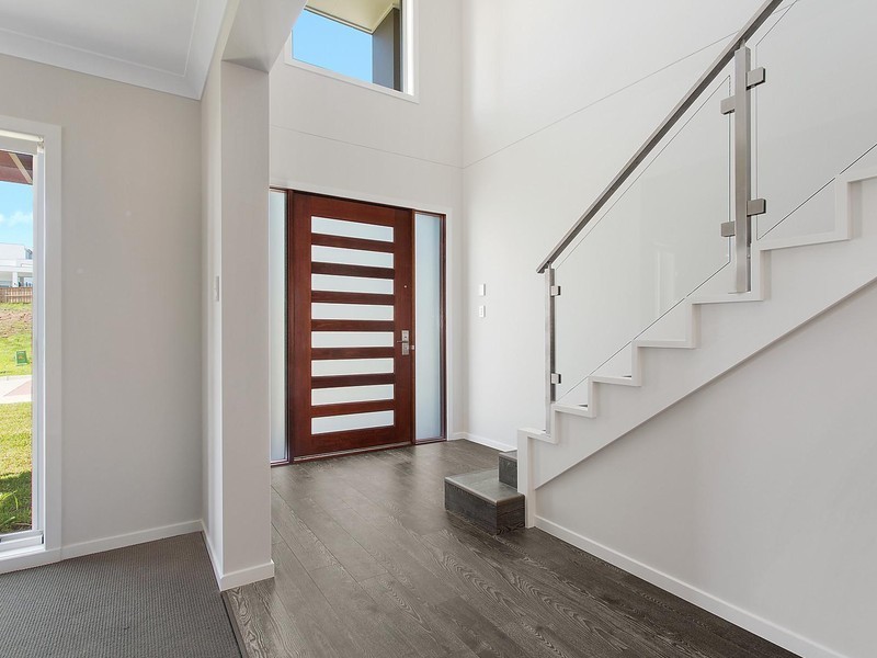 45 Rowe Drive, Potts Hill NSW 2143