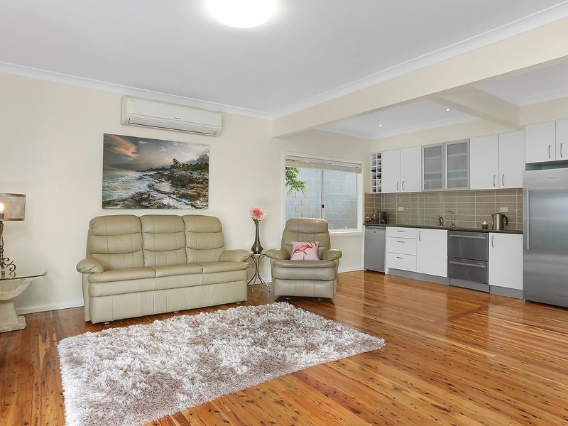 57 Scott Street, Toongabbie NSW 2146