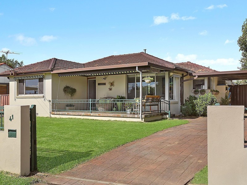 41 Garonne Street, Seven Hills NSW 2147