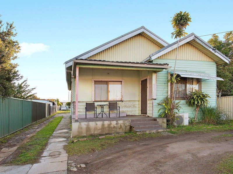 2 Loftus Street, Merrylands NSW 2160