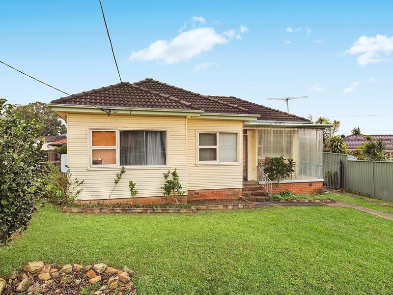 36 Beaumont Street, Smithfield NSW 2164