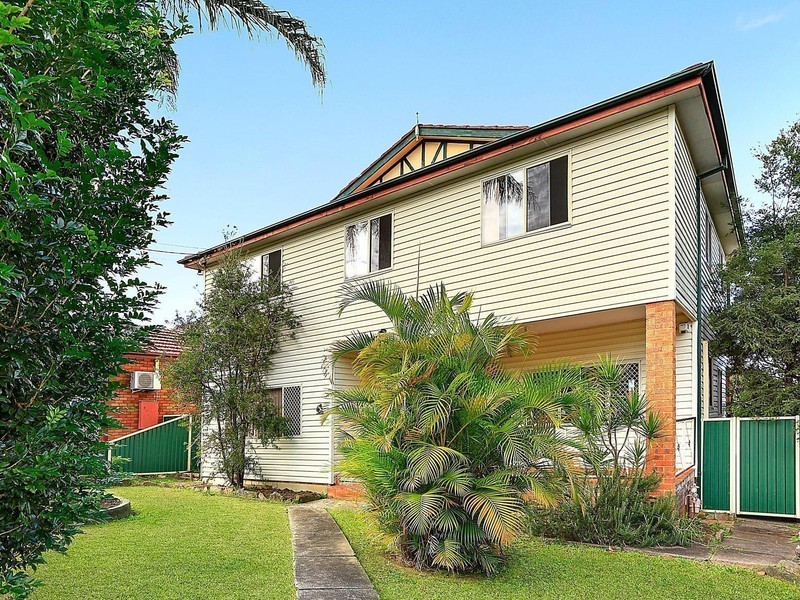 136 Pitt Street, Holroyd NSW 2142