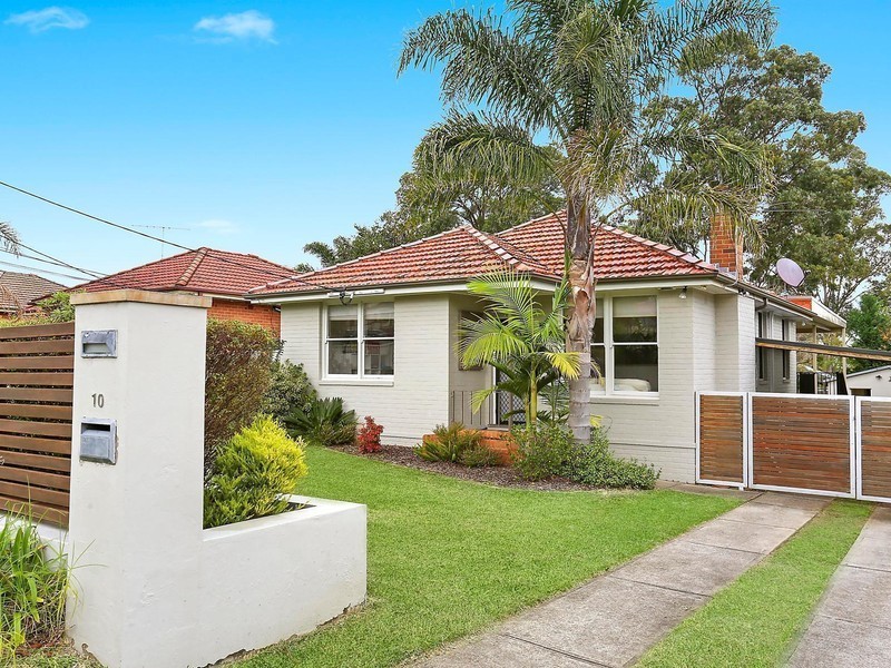 10 Phillip Street, Oatlands NSW 2117