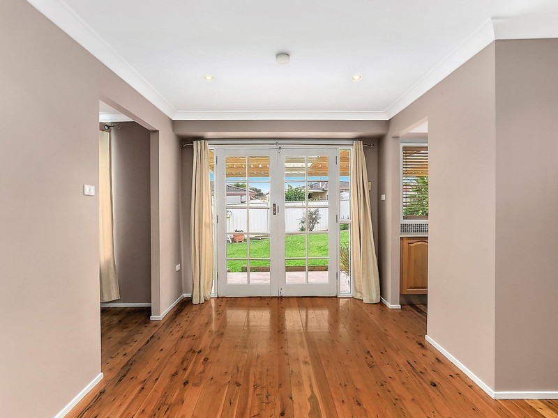 4 Mohave Place, Bossley Park NSW 2176