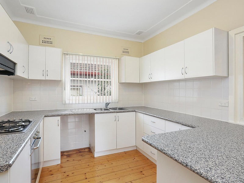 10 Deakin Street, Ermington NSW 2115