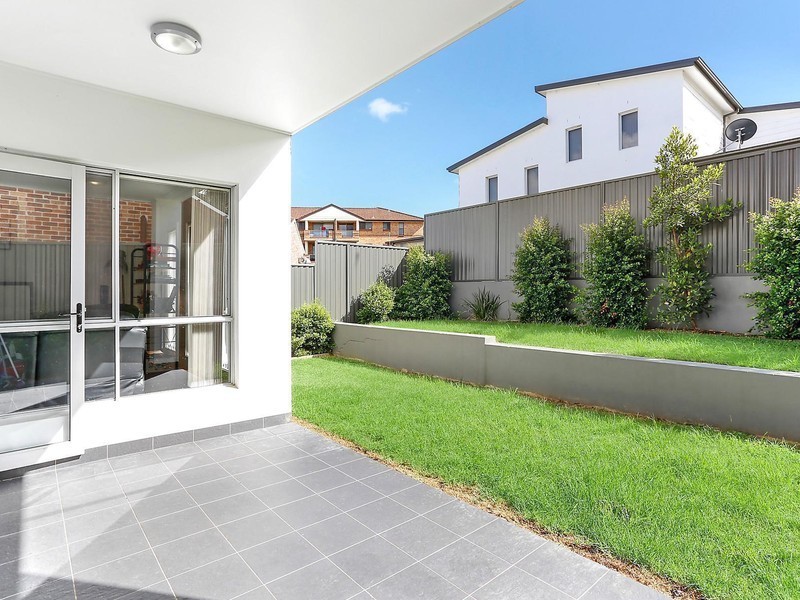 2/6 Belmore Street, North Parramatta NSW 2151