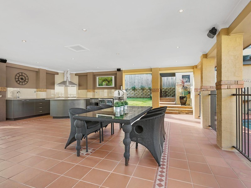 7 Anjou Circuit, Cecil Hills NSW 2171