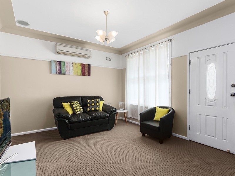 44 Jean Street, Seven Hills NSW 2147