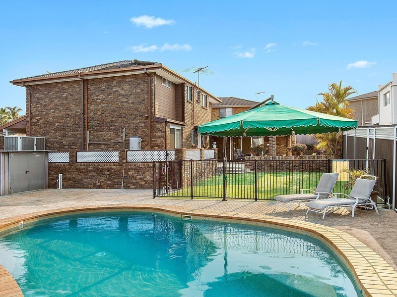 6 Bellette Close, Abbotsbury NSW 2176