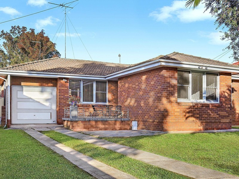 42 Stafford Street, Kingswood NSW 2747