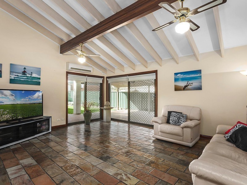 4 Glen Osmond Crescent, Bossley Park NSW 2176