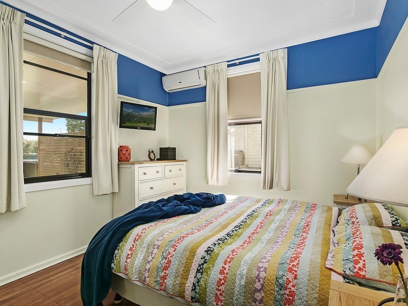 8 Pineleigh Road, Lalor Park NSW 2147