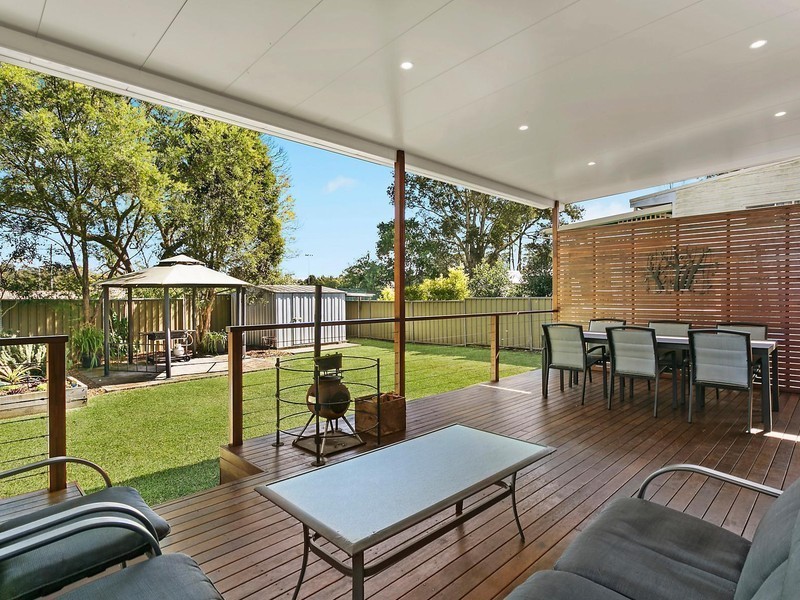 8 Pineleigh Road, Lalor Park NSW 2147