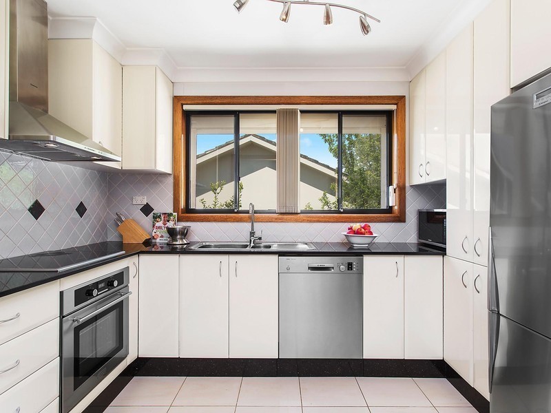 25 Crystal Street, Greystanes NSW 2145