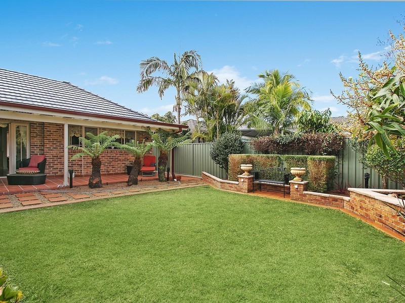 15 Helena Road, Cecil Hills NSW 2171