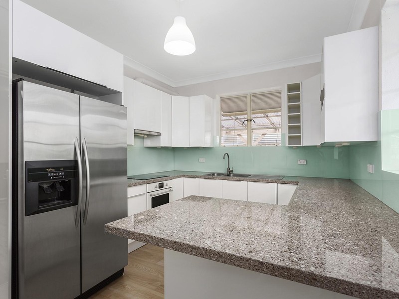 8 Carrington Street, Seven Hills NSW 2147