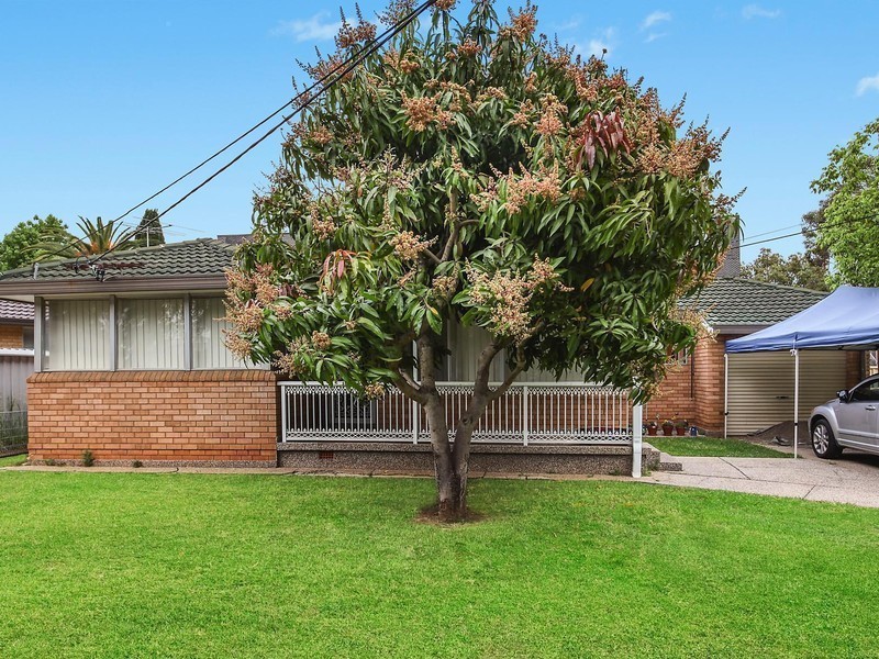 4 Irwin Place, Wentworthville NSW 2145