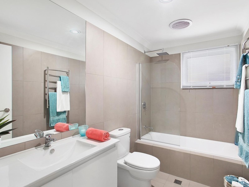 6 Lawrence Street, Seven Hills NSW 2147