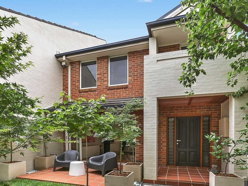 9 The Grove, Oatlands NSW 2117