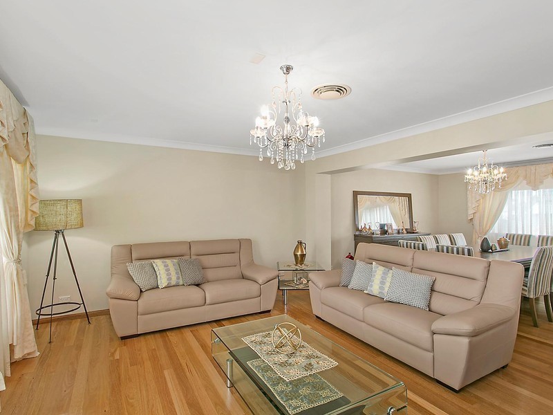 29 Kiernan Crescent, Abbotsbury NSW 2176