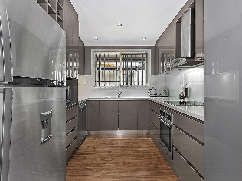 23 Derwent Place, Bossley Park NSW 2176