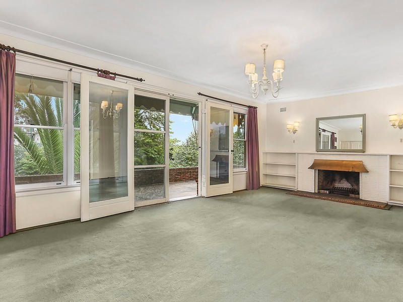 15 Lind Avenue, Oatlands NSW 2117