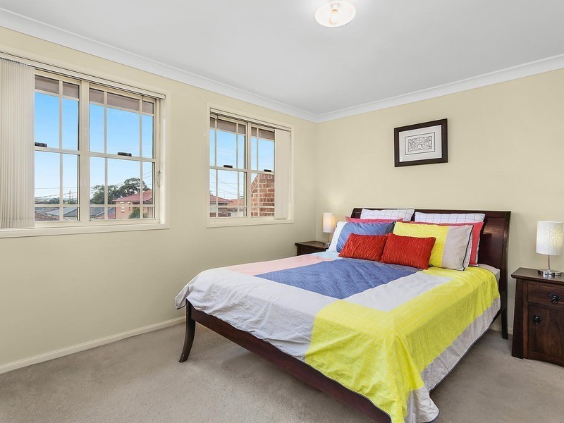 16A Edna Avenue, Merrylands West NSW 2160