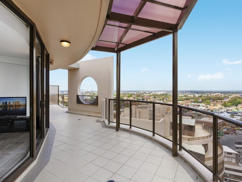 235/13 Hassall Street, Parramatta NSW 2150