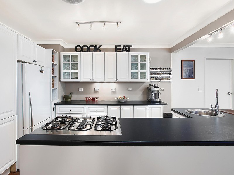 7 Athabaska Avenue, Seven Hills NSW 2147