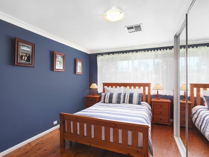 7 Athabaska Avenue, Seven Hills NSW 2147