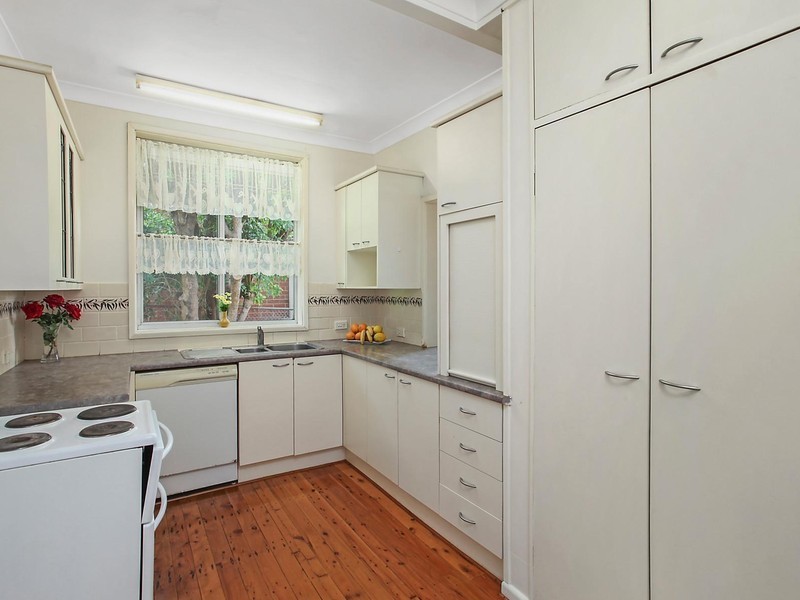 18 Barbara Boulevard, Seven Hills NSW 2147