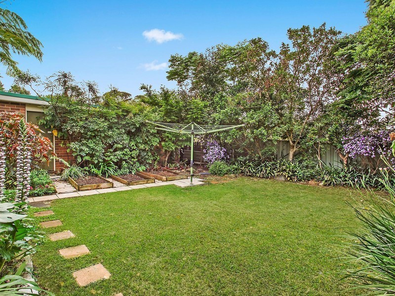 18 Barbara Boulevard, Seven Hills NSW 2147