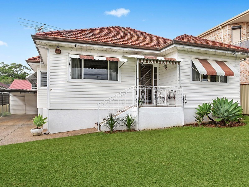28 Elsinore Street, Merrylands NSW 2160