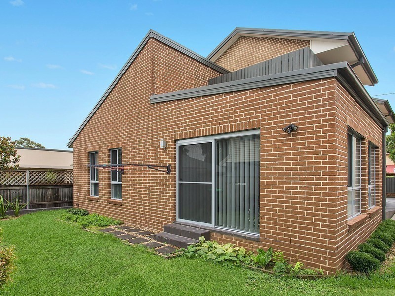 8 Abbey Lane, North Parramatta NSW 2151