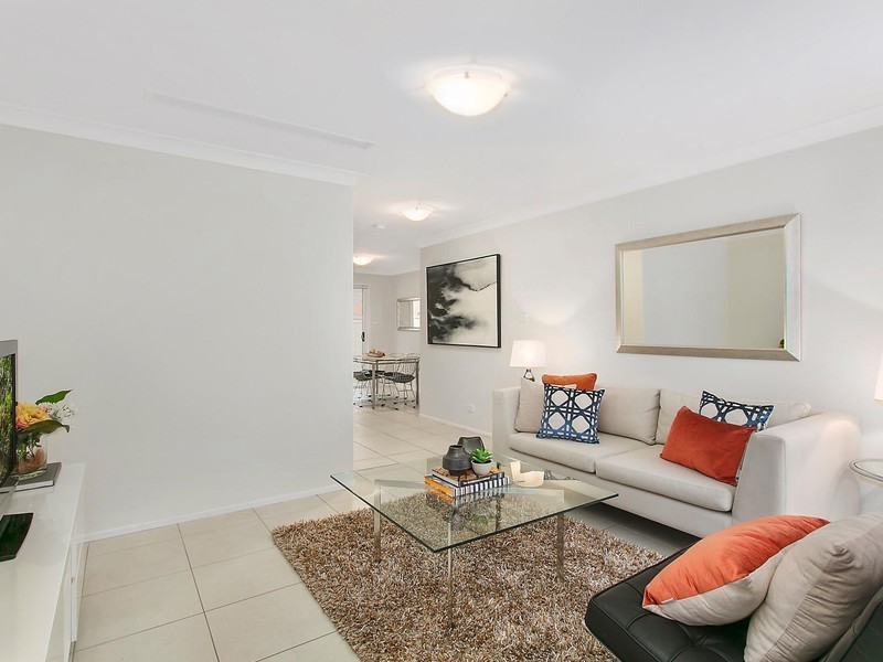 6/5 Vlatko Drive, West Hoxton NSW 2171