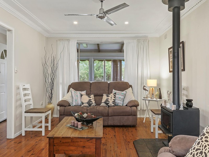 11 Lawrence Street, Seven Hills NSW 2147