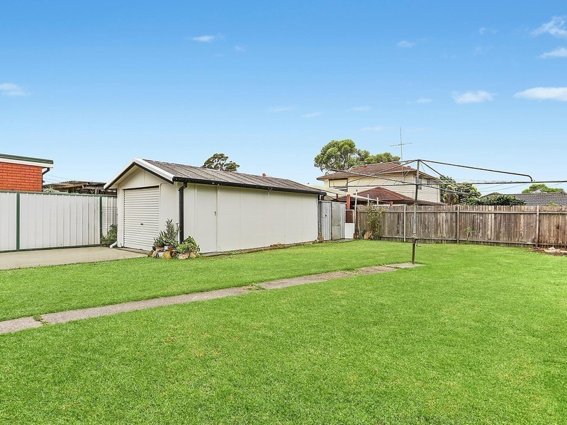 11 Lawrence Street, Seven Hills NSW 2147