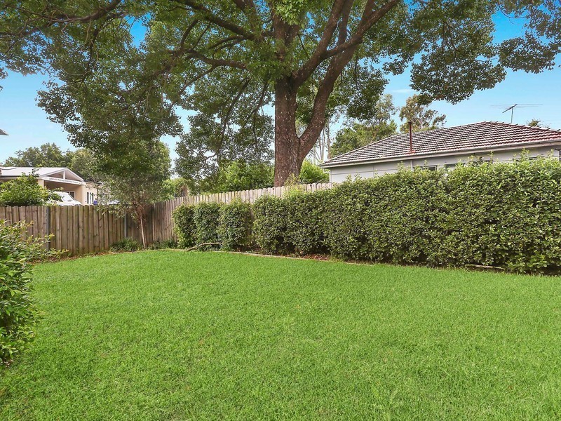 1 Lynette Crescent, South Wentworthville NSW 2145