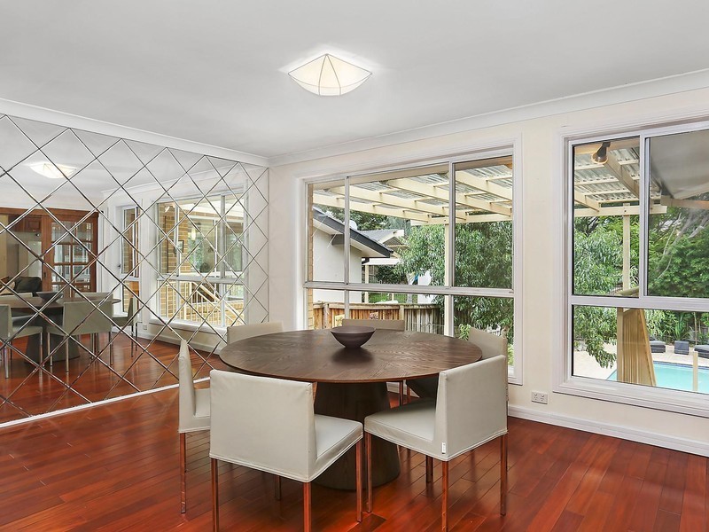 6 Randal Crescent, North Rocks NSW 2151