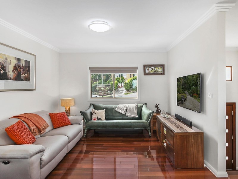 6 Eve Place, Winston Hills NSW 2153