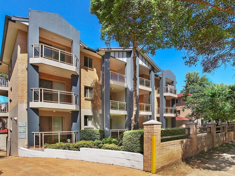 13/30 Memorial Avenue, Merrylands NSW 2160