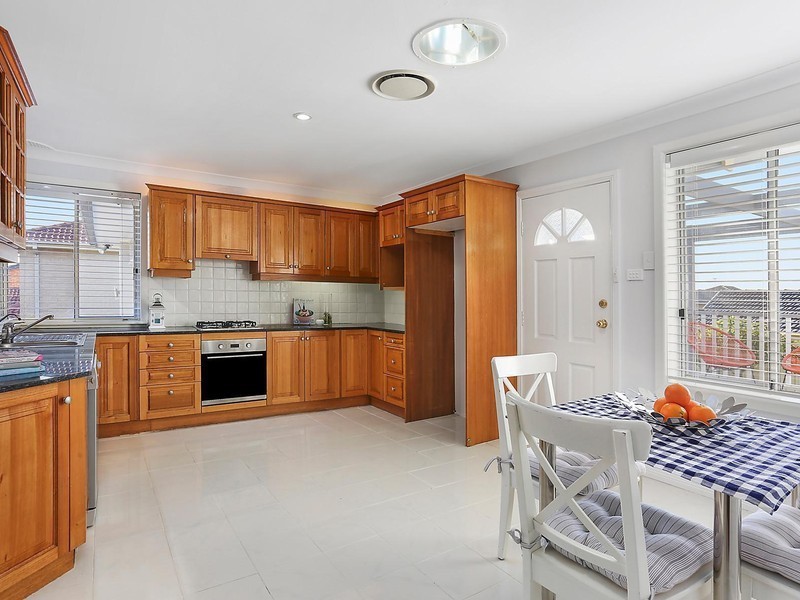 69 Lavinia Street, Seven Hills NSW 2147