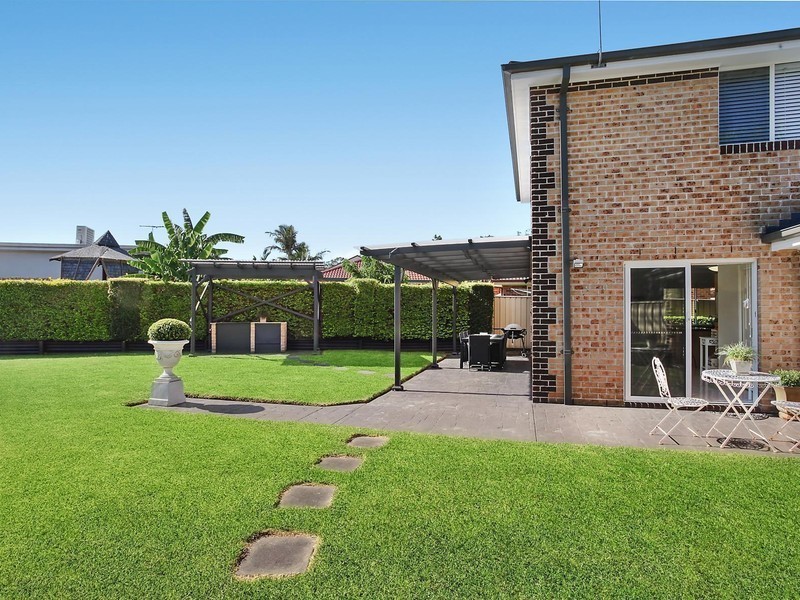 28 Airlie Crescent, Cecil Hills NSW 2171