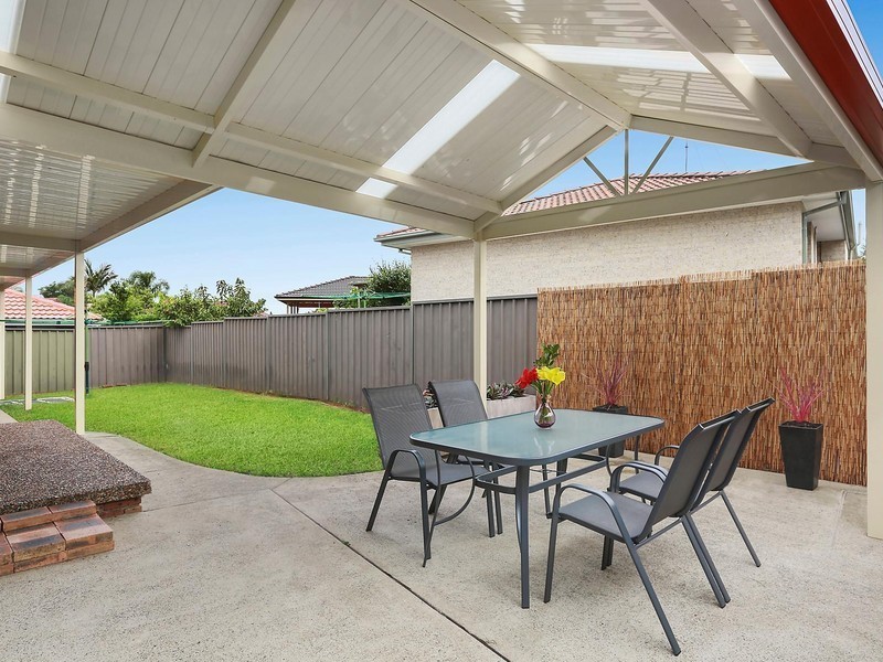 32 Garrison Road, Bossley Park NSW 2176