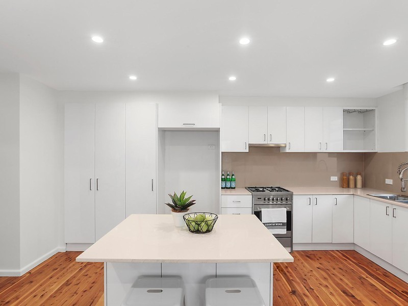 41 Hilltop Avenue, Blacktown NSW 2148