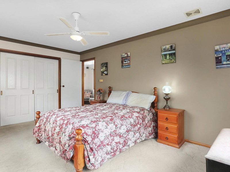 15 Vera Street, Seven Hills NSW 2147